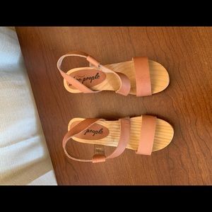 Free People Dune Clog!!!